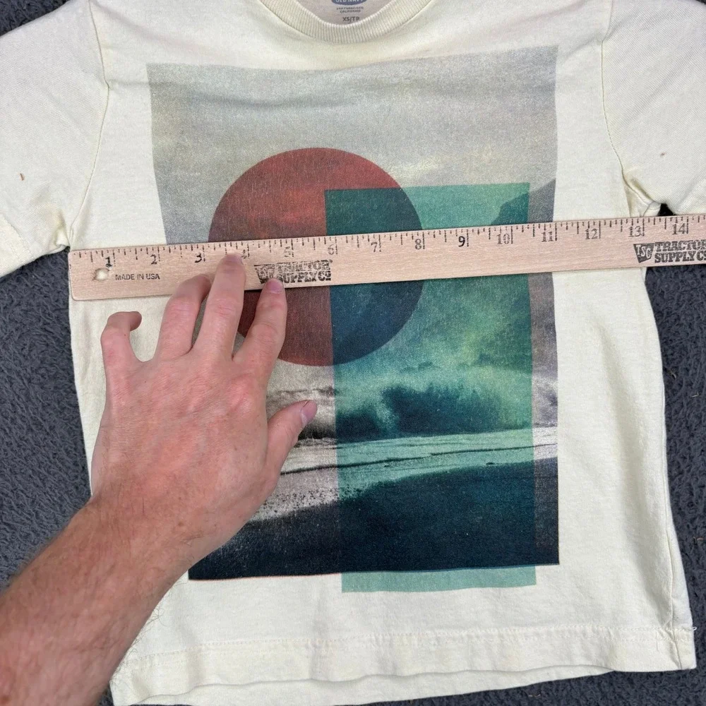 Old Navy Boys XS 5‎ Graphic T-Shirt Yellow Abstract Sun Ocean Beach Surf Tee